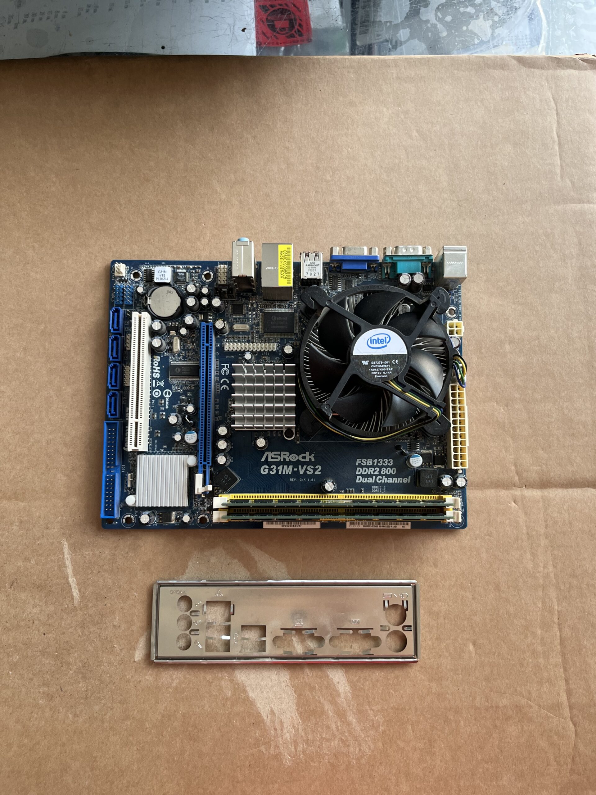 AsRock G31M-VS2, Intel E3400, 2x1GB DDR2, охл